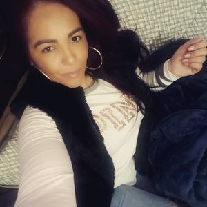 Meet your Posher, Damaris